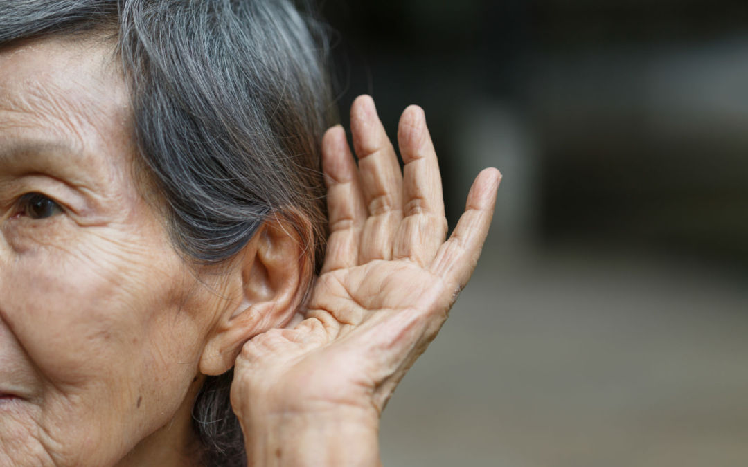 Presbiacusia: quando invecchiare ci rende ”duri d’orecchio”