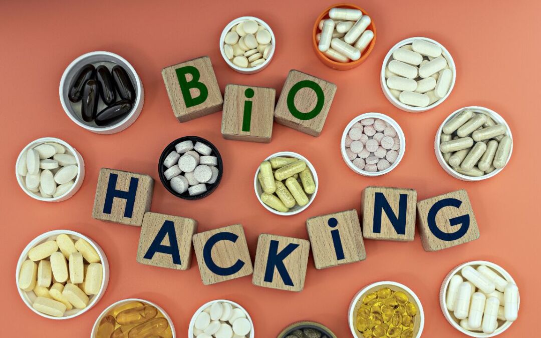 Biohacking e anti-aging: la nuova frontiera contro l’invecchiamento