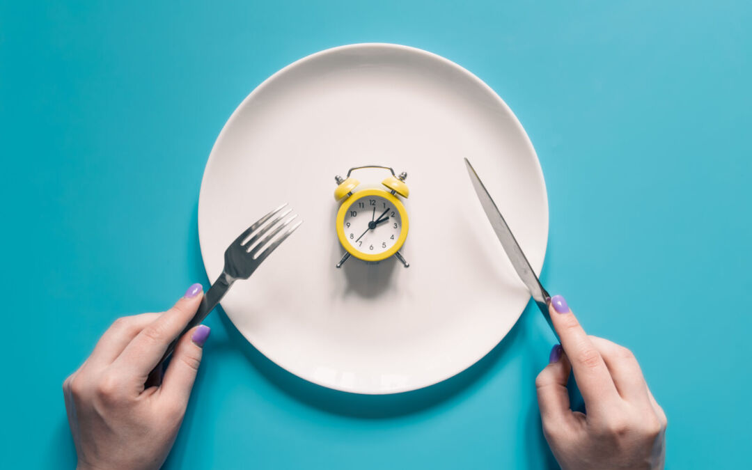 Digiuno intermittente: evidenze e falsi miti da sfatare